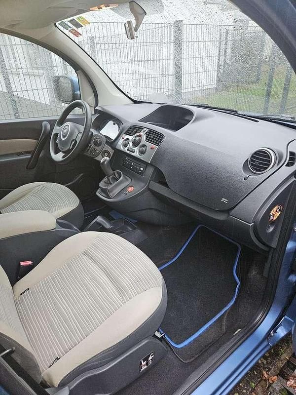 Gebraucht 2012 Renault Kangoo Happy Family Van / Kleinbus | 3.950 € (Guter Preis) - Bild 1/4