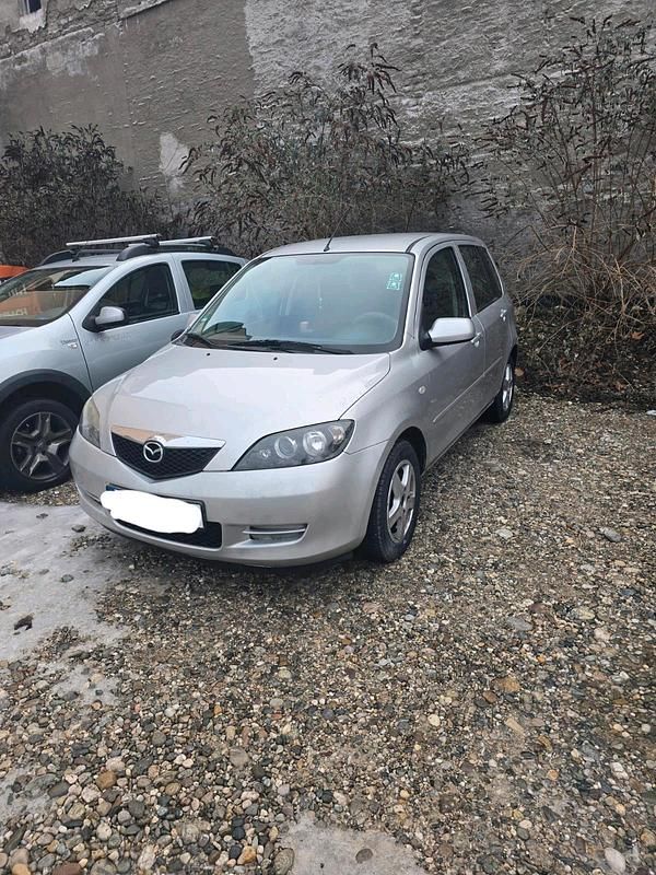 Gebraucht Mazda 2 50 PS (36 kW) 2006 Grau Kleinwagen