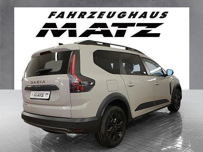 Neu Dacia Jogger Extreme 110 PS (80 kW) 2026 Beige Van / Kleinbus