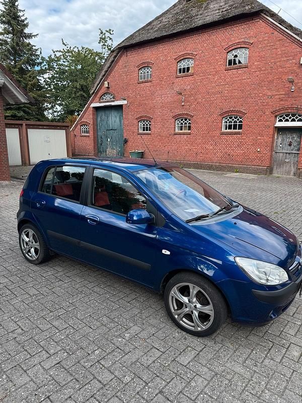 Blau Gebraucht 2006 Hyundai Getz Kleinwagen | 600 € (Guter Preis) - Bild 1/4