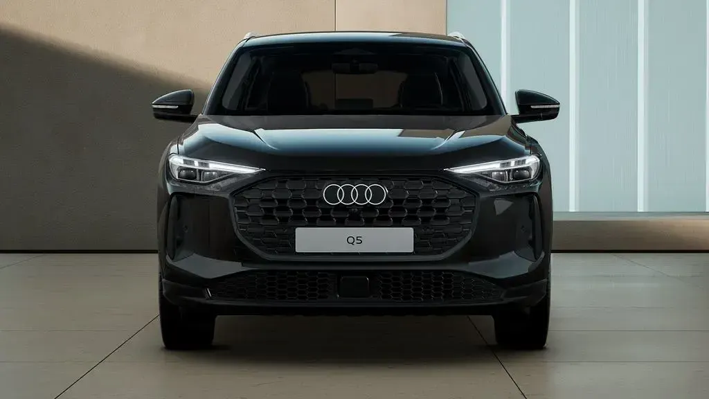 Gebraucht Audi Q5 Sport 204 PS (150 kW) 2025 Schwarz SUV
