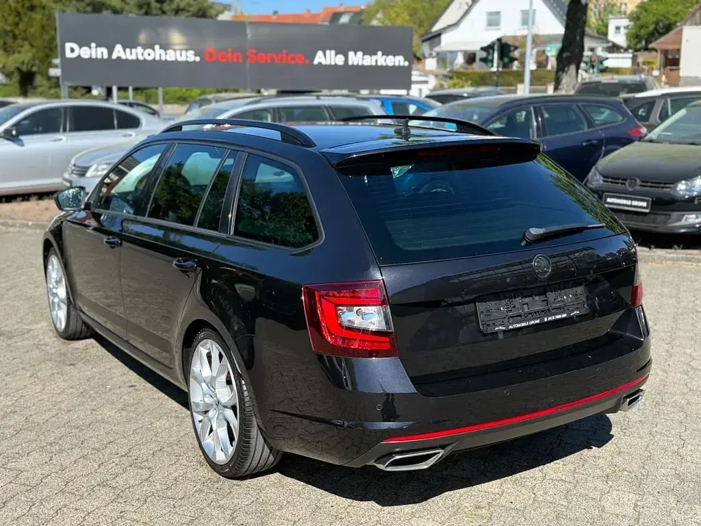Gebraucht Skoda Octavia vRS 184 PS (135 kW) 2018 Schwarz Kombi