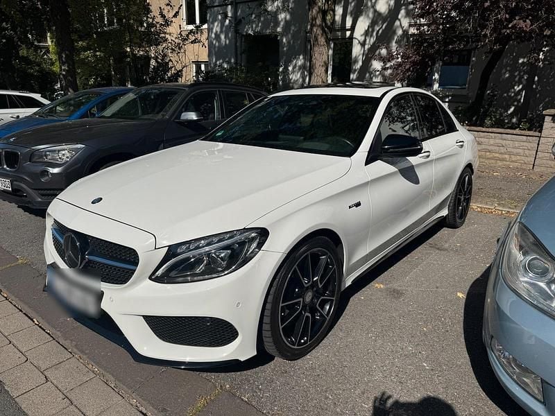Weiß Gebraucht 2017 Mercedes C450 AMG AMG Limousine | 29.000 € (Fairer Preis) - Bild 1/4