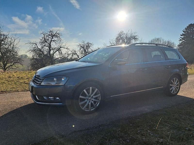 Gebraucht VW Passat Comfortline 170 PS (125 kW) 2012 Grau Kombi