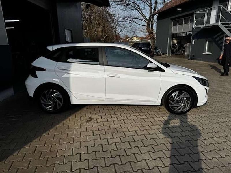 Neu Hyundai i20 79 PS (58 kW) 2025 Weiß Kleinwagen