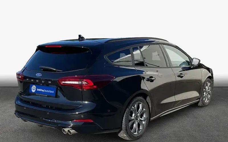 Gebraucht Ford Focus ST-Line X 115 PS (84 kW) 2025 Schwarz Kombi