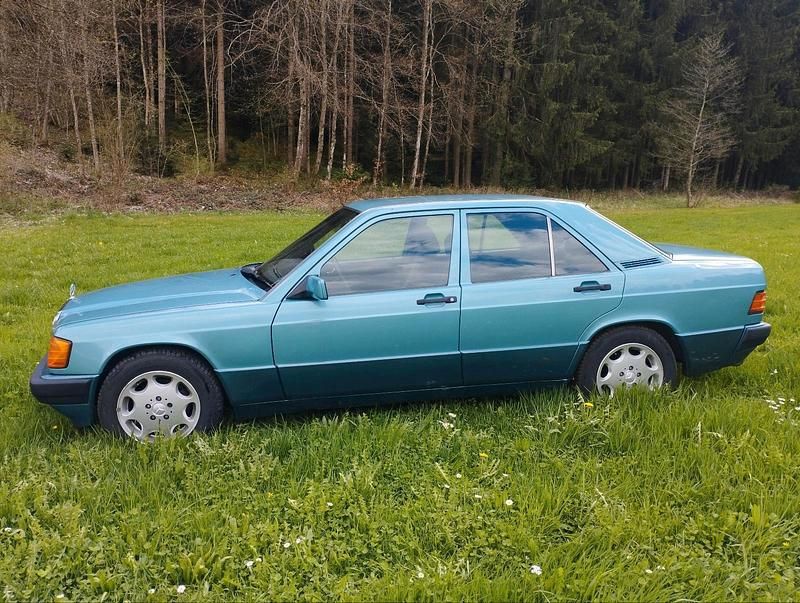 Usata Mercedes 190 1992 Verde Berlina