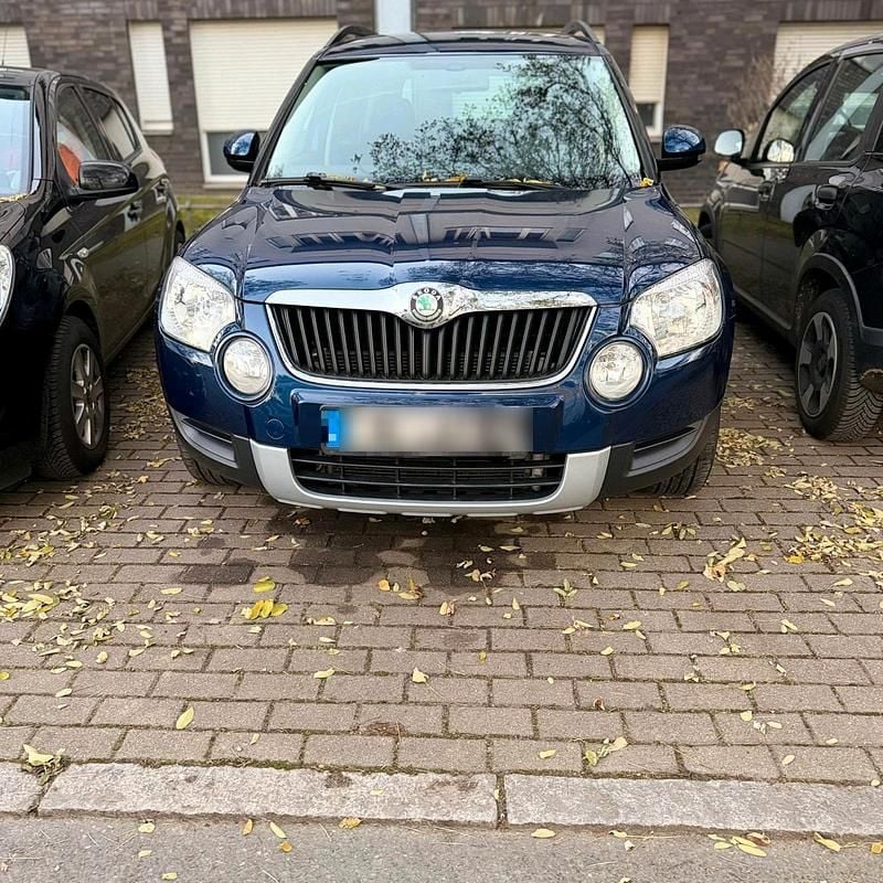Blau Gebraucht 2009 Skoda Yeti SUV | 2.800 € (Fairer Preis) - Bild 1/4