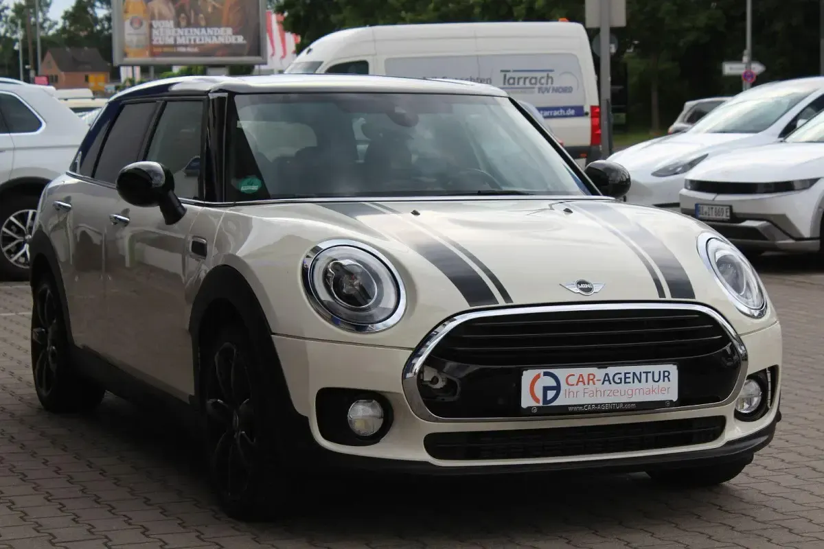 Gebraucht Mini Cooper Clubman 136 PS (100 kW) 2017 Weiß Kombi