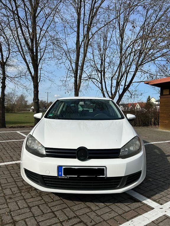 Gebraucht VW Golf VI Trendline 80 PS (58 kW) 2009 Weiß Kleinwagen