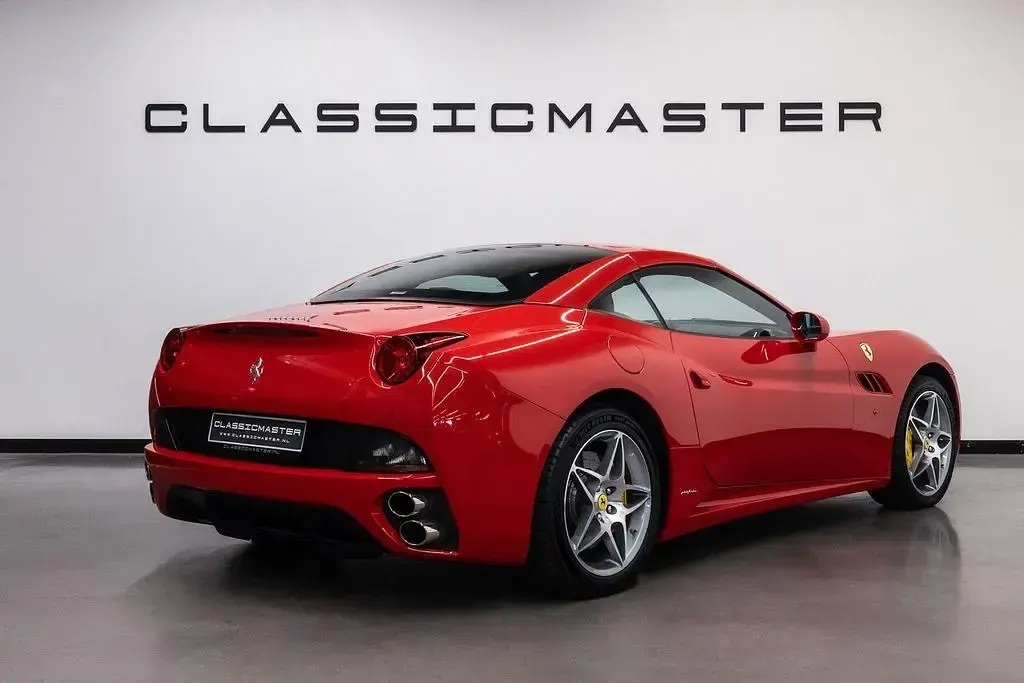 Gebraucht Ferrari California 466 PS (342 kW) 2010 Rot Cabrio