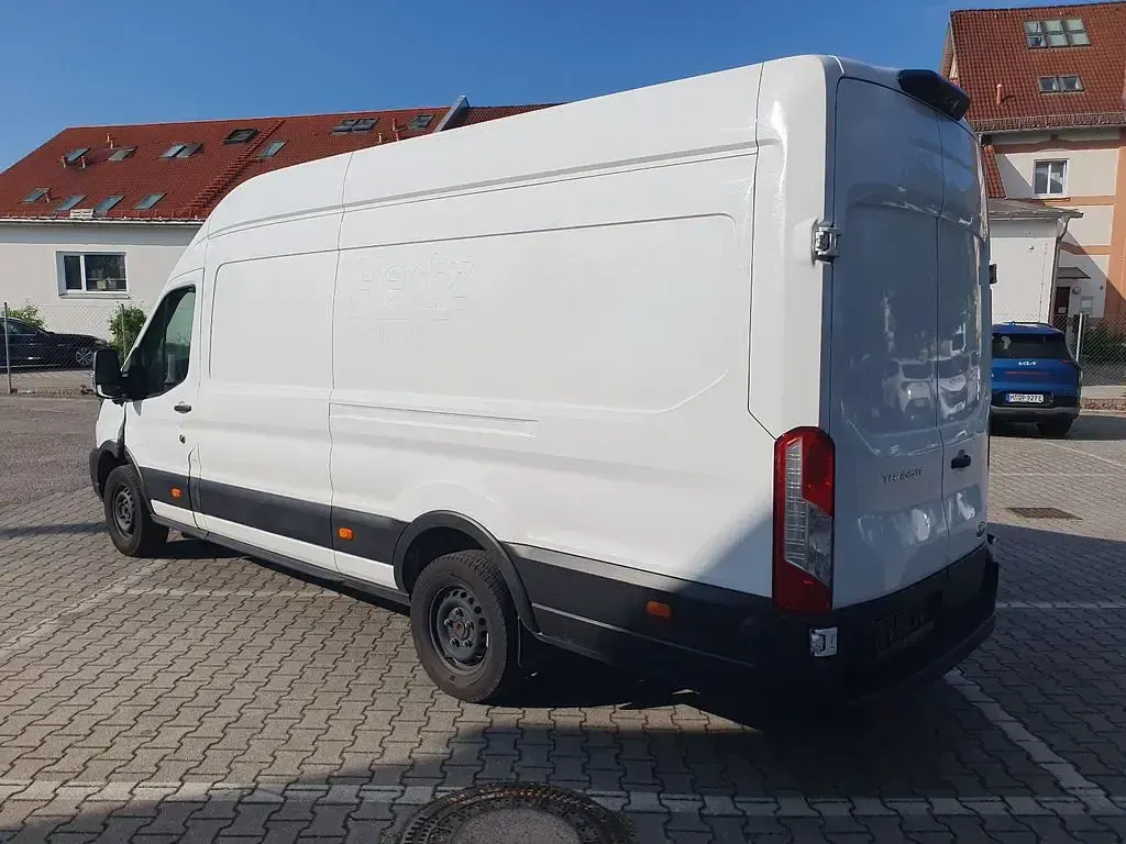 Gebraucht Ford Transit Trend 131 PS (96 kW) 2024 Weiß Van / Kleinbus