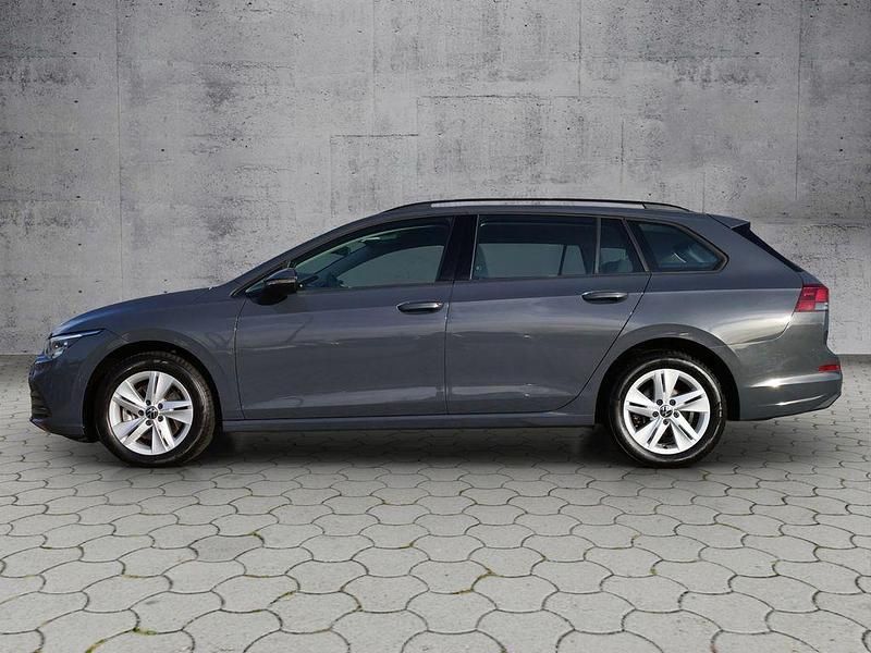 Gebraucht VW Golf VIII S 150 PS (110 kW) 2023 Delfingrau metallic Kombi