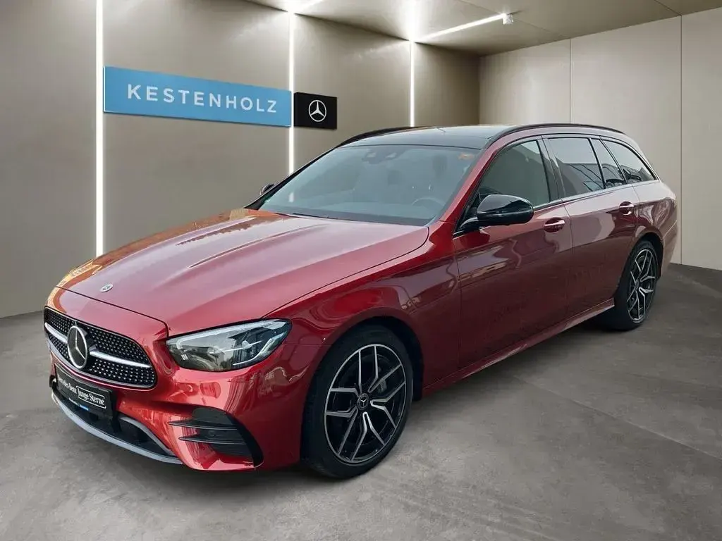 Gebraucht Mercedes E400 AMG line 340 PS (250 kW) 2023 Rot Kombi