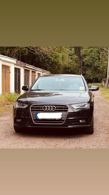 Schwarz Gebraucht 2013 Audi A4 Kombi | 8.000 € (Fairer Preis) - Bild 1/4