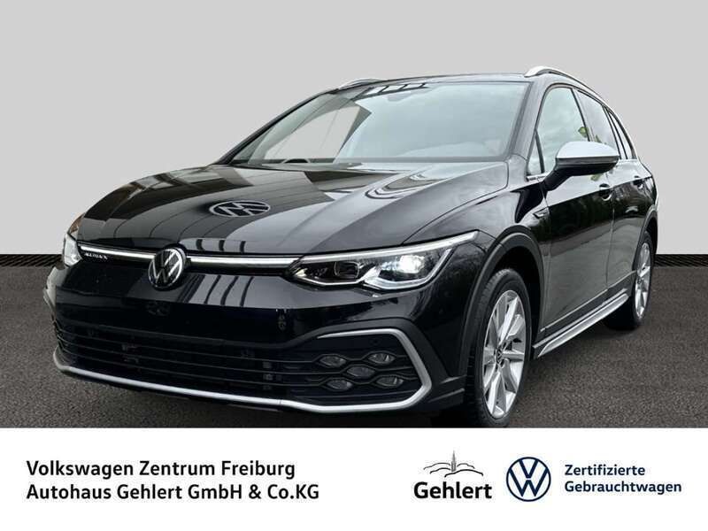 Grenadillschwarz metallic Neu 2024 VW Golf Alltrack Kombi | 37.900 € - Bild 1/4