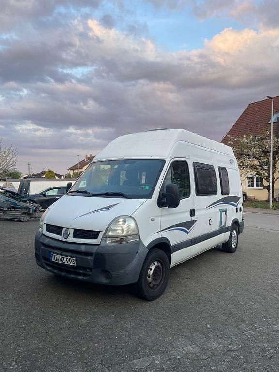 Second-hand Renault Master 114 CP (83 kW) 2006 Alb Monovolum