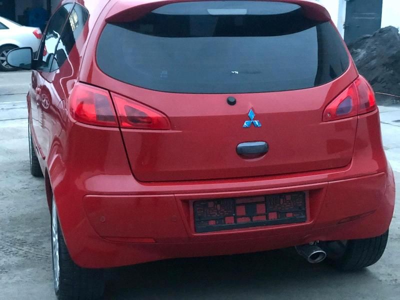 Gebraucht Mitsubishi Colt 70 PS (51 kW) 2005 Rot Kleinwagen