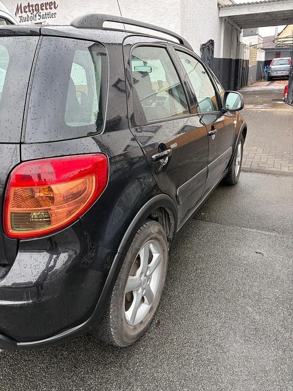 Gebraucht Suzuki SX4 90 PS (66 kW) 2008 Schwarz Limousine