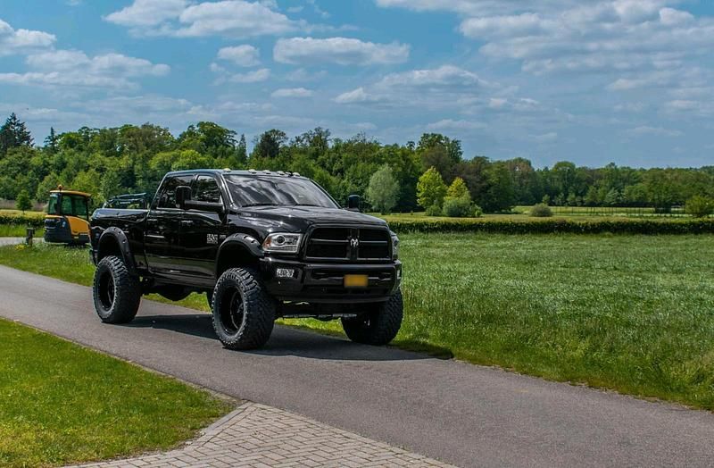 Gebraucht Dodge Ram 440 PS (323 kW) 2017 Pickup