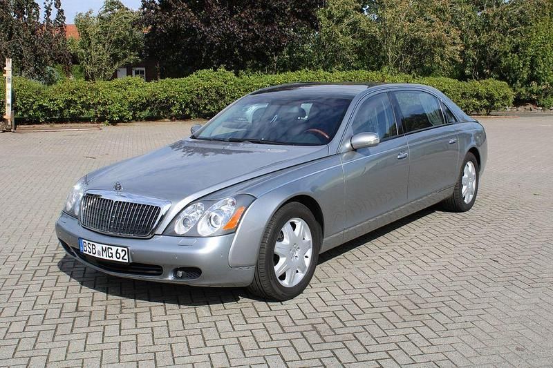 Grau Gebraucht 2006 Maybach 62 Limousine | 114.995 € - Bild 1/4