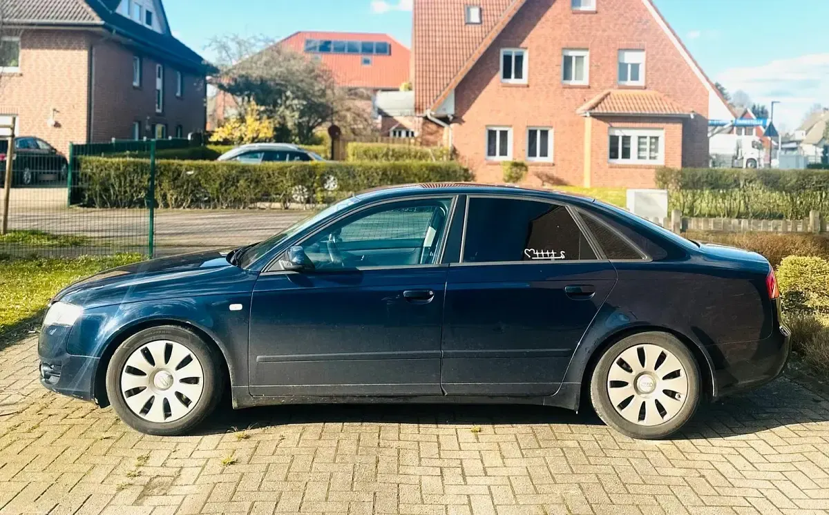 Occasion Audi A4 2005 Bleue Berline