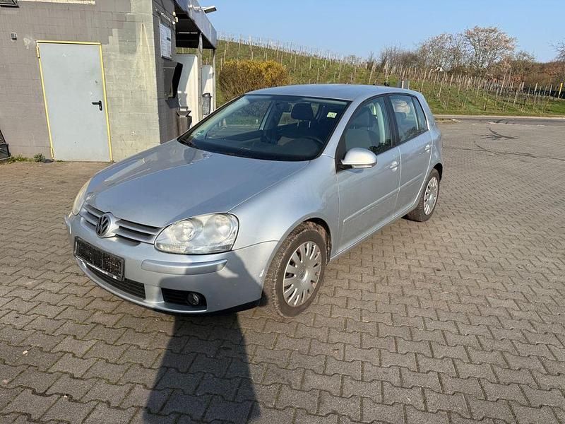 Gebraucht VW Golf V 80 PS (58 kW) 2007 Silber Limousine