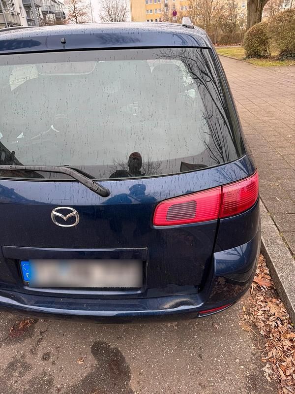 Second-hand Mazda 2 80 CP (58 kW) 2004 Albastru Hatchback