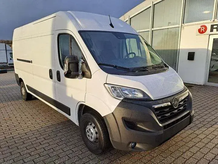 Gebraucht Opel Movano Edition 140 PS (102 kW) 2024 Lackierung weiss icy/typ aussenverkleidung spiegel flach standard Van