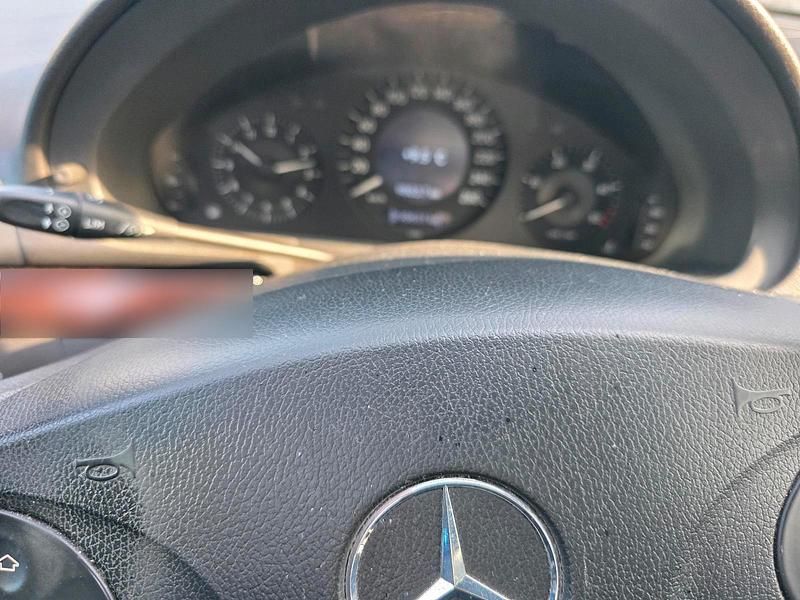 Gebraucht Mercedes E220 150 PS (110 kW) 2005 Grau Limousine