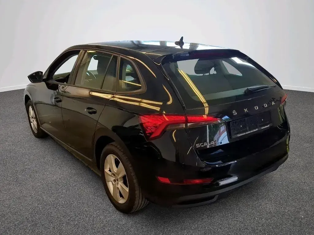 Gebraucht Skoda Scala Drive 110 PS (80 kW) 2023 Schwarz Kleinwagen
