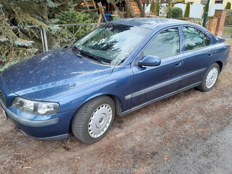 Second-hand Volvo S60 2002 Albastru Berlinǎ