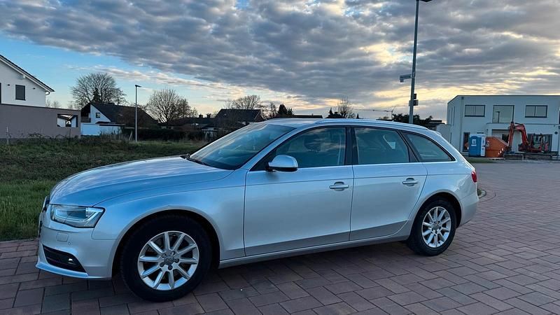 Gebraucht Audi A4 Ambiente 211 PS (155 kW) 2012 Silber Kombi