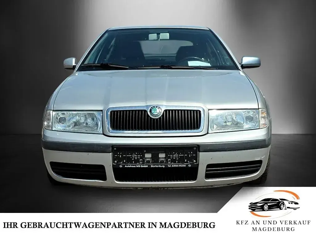 Gebraucht Skoda Octavia Ambiente 110 PS (80 kW) 2001 Silber Limousine