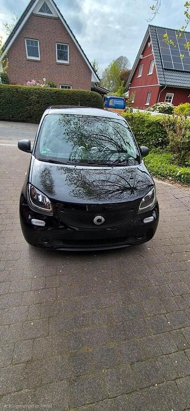 Second-hand Smart ForFour 70 CP (51 kW) 2015 Negru Hatchback