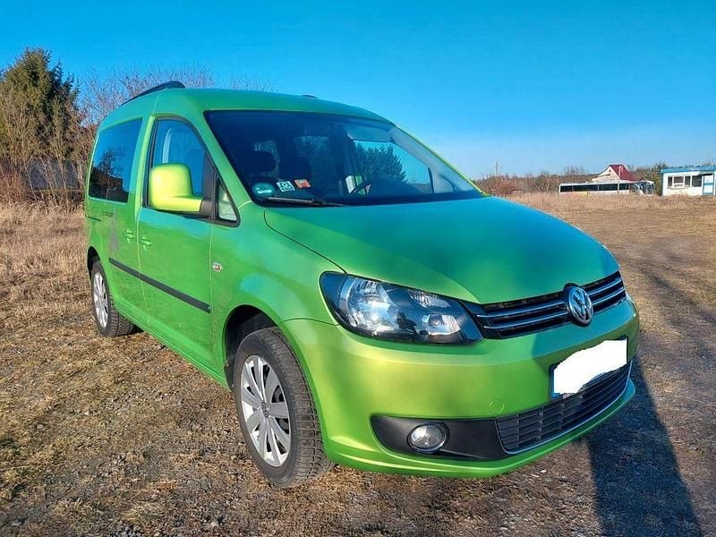 Gebraucht VW Caddy 140 PS (102 kW) 2014 Grün Van / Kleinbus