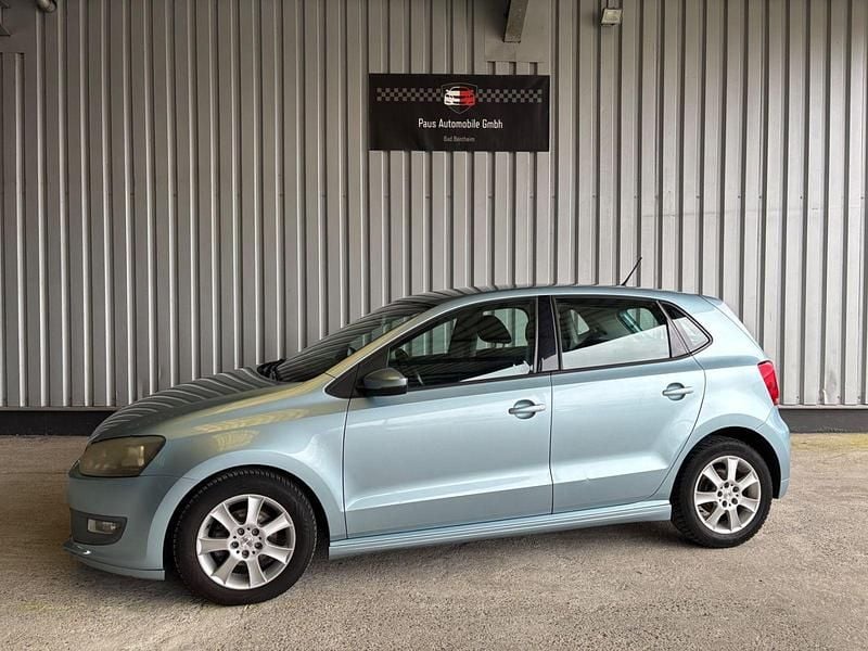 Blau Gebraucht 2011 VW Polo Trendline Kleinwagen | 3.900 € (Guter Preis) - Bild 1/4