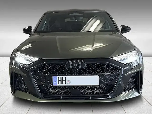 Gebraucht Audi RS3 Sportback Comfort 400 PS (294 kW) 2026 Oakgrün, perleffekt Kleinwagen