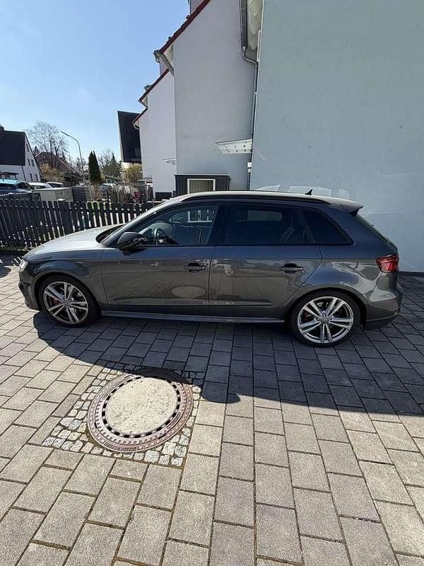 Gebraucht Audi S3 Performance 300 PS (220 kW) 2019 Grau Limousine