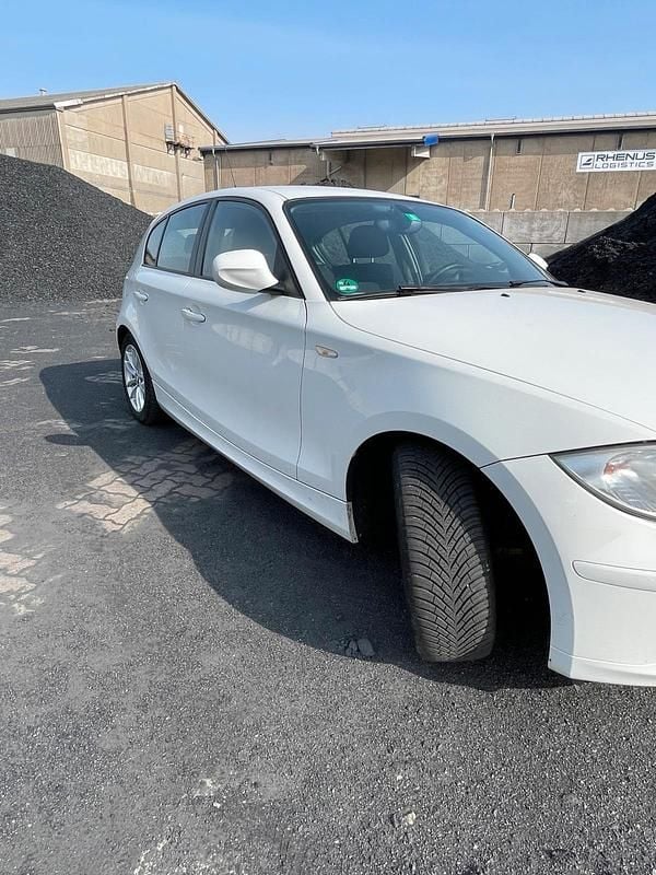 Second-hand BMW 116 122 CP (89 kW) 2011 Alb Hatchback