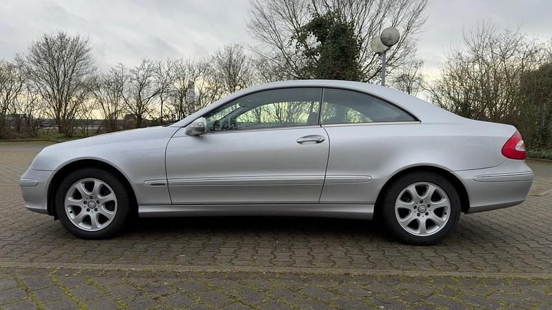 Gebraucht Mercedes CLK200 163 PS (119 kW) 2004 Silber Coupé