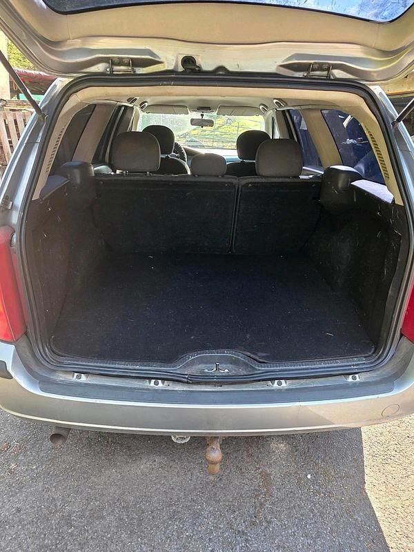 Second-hand Ford Focus 125 CP (91 kW) 2004 Argintiu Break