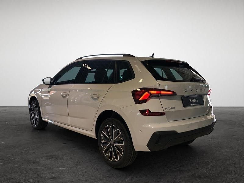 Neu Skoda Kamiq 150 PS (110 kW) 2026 Weiß (moonweiss metallic) SUV