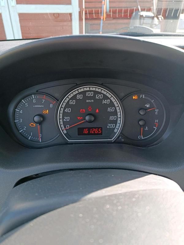 Gebraucht Suzuki Swift 92 PS (67 kW) 2009 Grün Kleinwagen