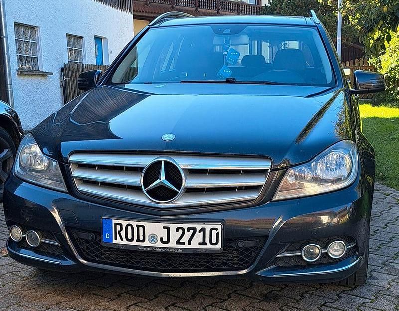 Schwarz Gebraucht 2012 Mercedes C220 Avantgarde Kombi | 6.500 € (Fairer Preis) - Bild 1/4