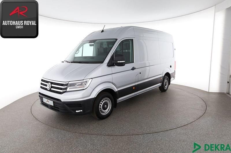 Silber (metallic) Gebraucht 2021 VW Crafter Van | 36.880 € (Fairer Preis) - Bild 1/4