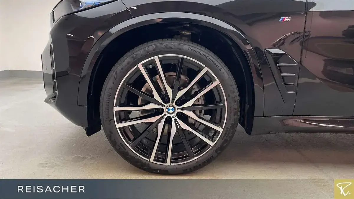 Neu BMW X5 Performance 352 PS (258 kW) 2026 Saphirschwarz metallic SUV
