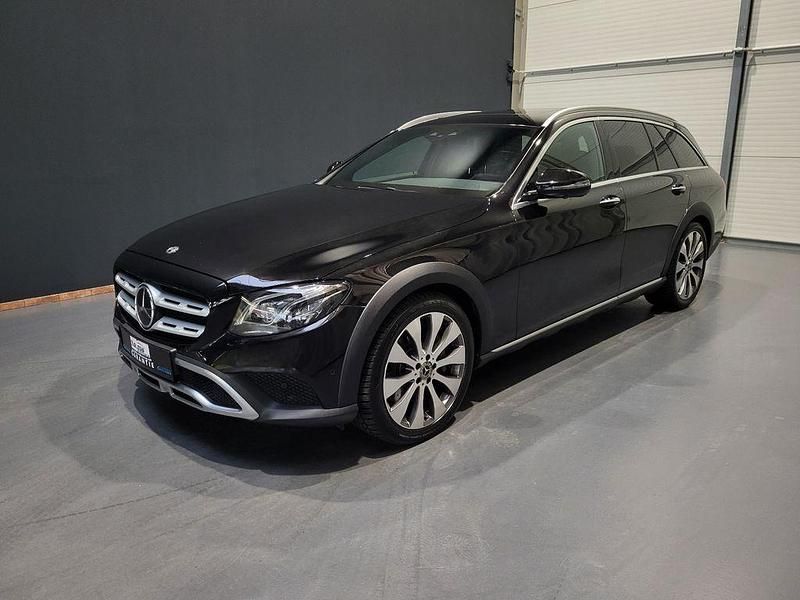 Gebraucht Mercedes E400 340 PS (250 kW) 2019 Obsidianschwarz  metalliclack Kombi