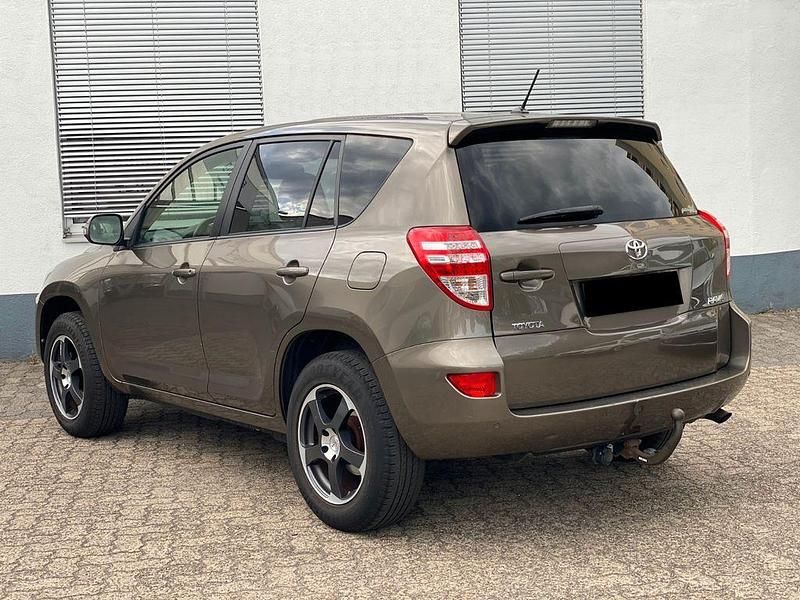 Gebraucht Toyota RAV4 Multidrive S 158 PS (116 kW) 2009 Braun SUV
