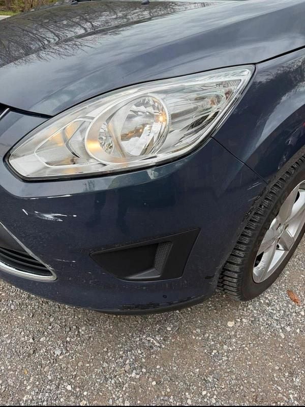 Second-hand Ford C-MAX 120 CP (88 kW) 2013 Albastru Monovolum